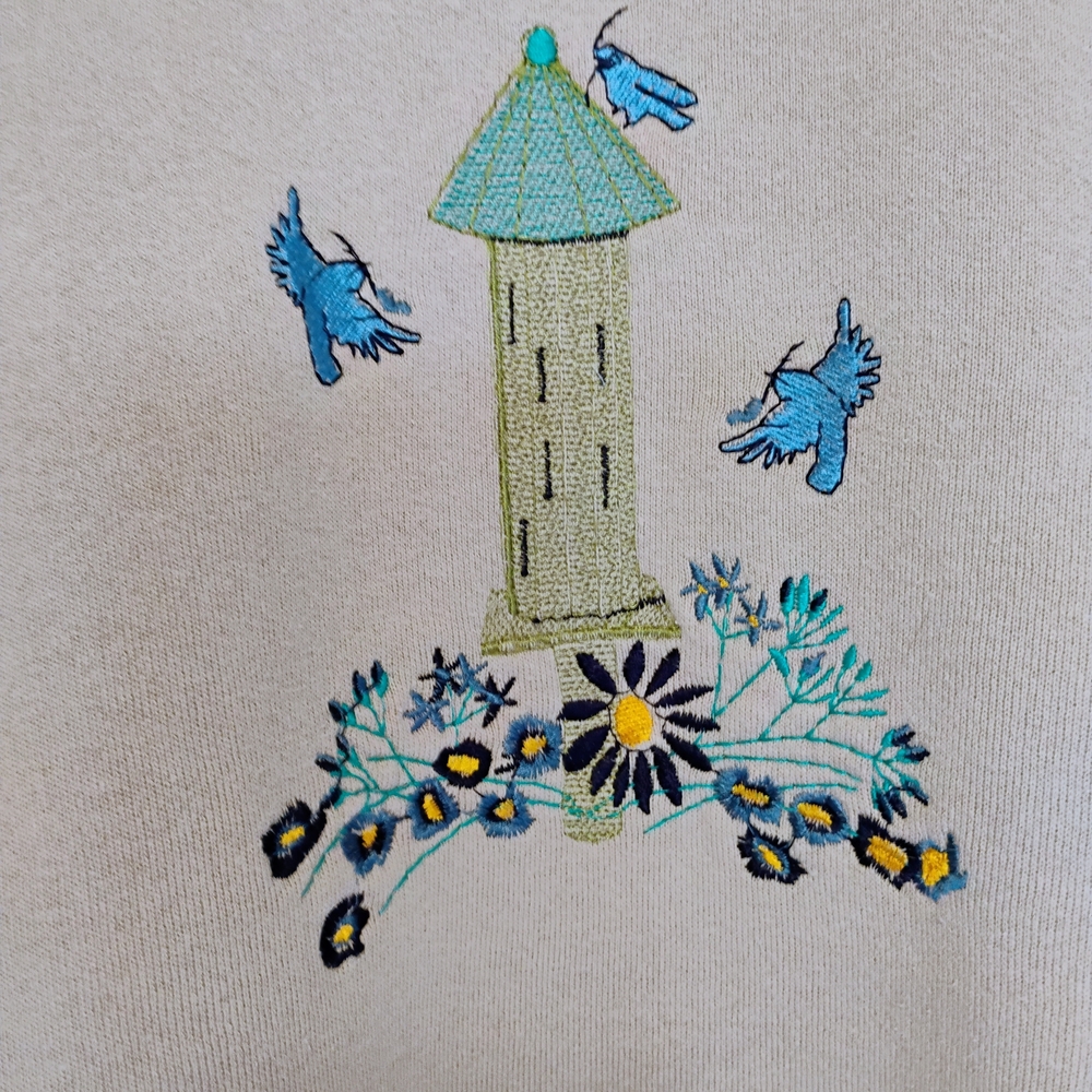 Woman's Vintage L Beige Sweatshirt with Embroidered Design - Picture 10 of 14